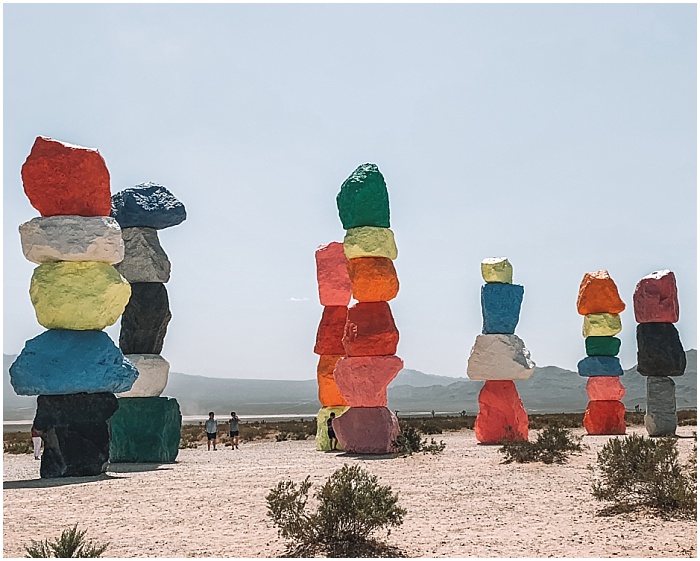 Read more about the article Seven Magic Mountains: The Colorful Rocks in Nevada